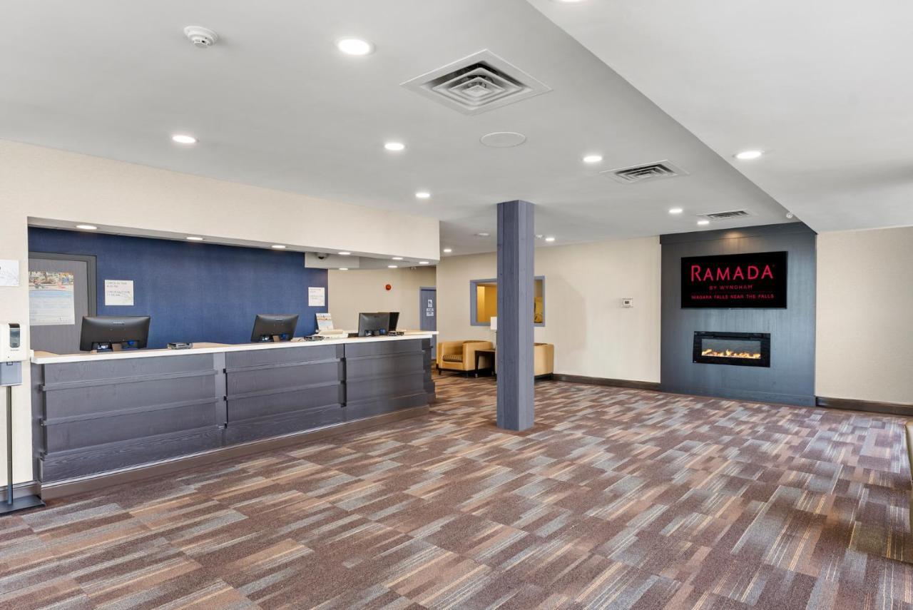 Ramada By Wyndham Niagara Falls Near The Falls Exteriör bild