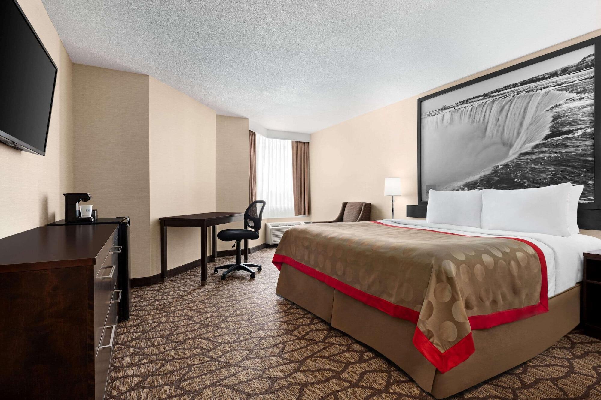 Ramada By Wyndham Niagara Falls Near The Falls Exteriör bild