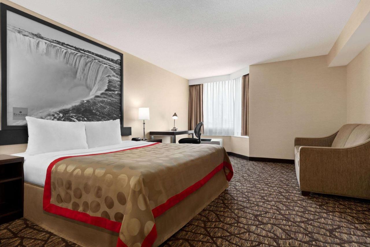 Ramada By Wyndham Niagara Falls Near The Falls Exteriör bild